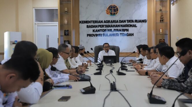 
					Kepala Kanwil BPN Sulteng Gelar Rapat Perdana Bersama Jajaran