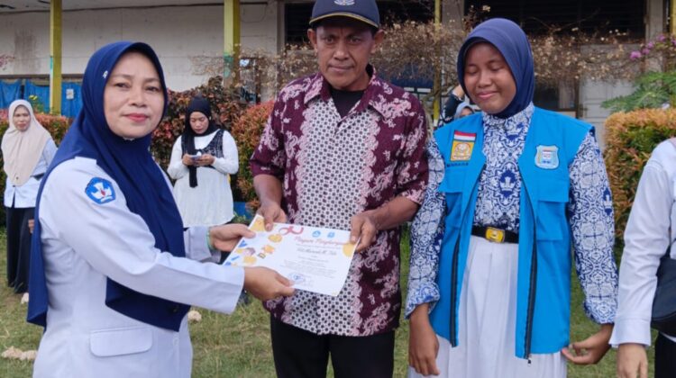 Mantap! Laksanakan SE Bupati Sofyan, SMP N 2 Banggai Gelar Gerakan Ayah Mengambil Rapor (GEMAR)