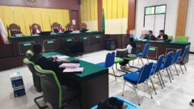 Suasana persidangan pada perkara korupsi PDAM Banggai Laut di PN Palu (Foto : Kejaksaan Negeri Banggai Laut)