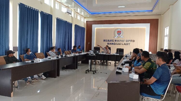 Ketua DPRD Patwan Kuba Pimpin RDP Bahas Kondisi Air Bersih di Perumahan Monondok Residen
