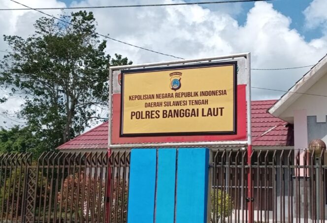 
					Kantor sementara Polres Banggai Laut di jalan Jati Mas, Desa Mominit, Kec. Banggai Tengah (Foto : Banggai Terkini)