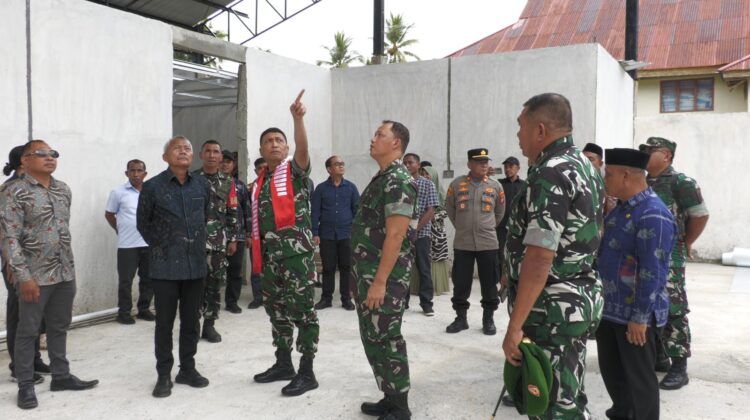 Pangdam XXIII Palaka Wira Mayjen TNI J. Binsar P. Sianipar Tinjau Progres Pembangunan Koperasi Desa Merah Putih di ujung Timur Sulteng