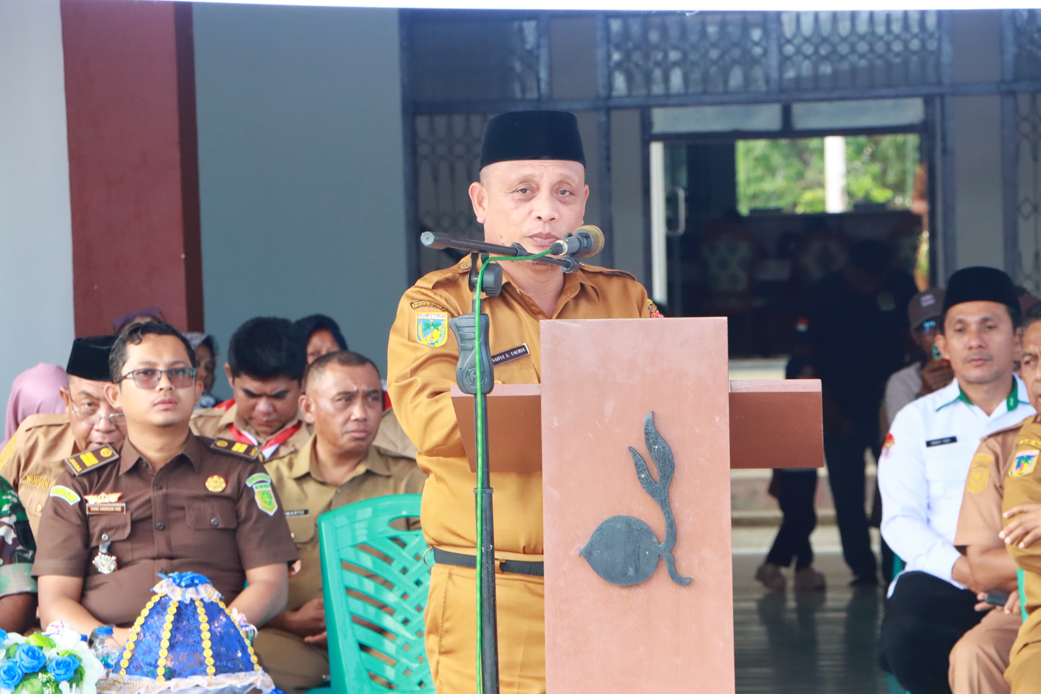 Sekda Saiful U. Usuria sambutan melepas 17 Peserta Kontingen Jambore Nasional XII Tahun 2026 [Foto : Hikam/Prokopim]