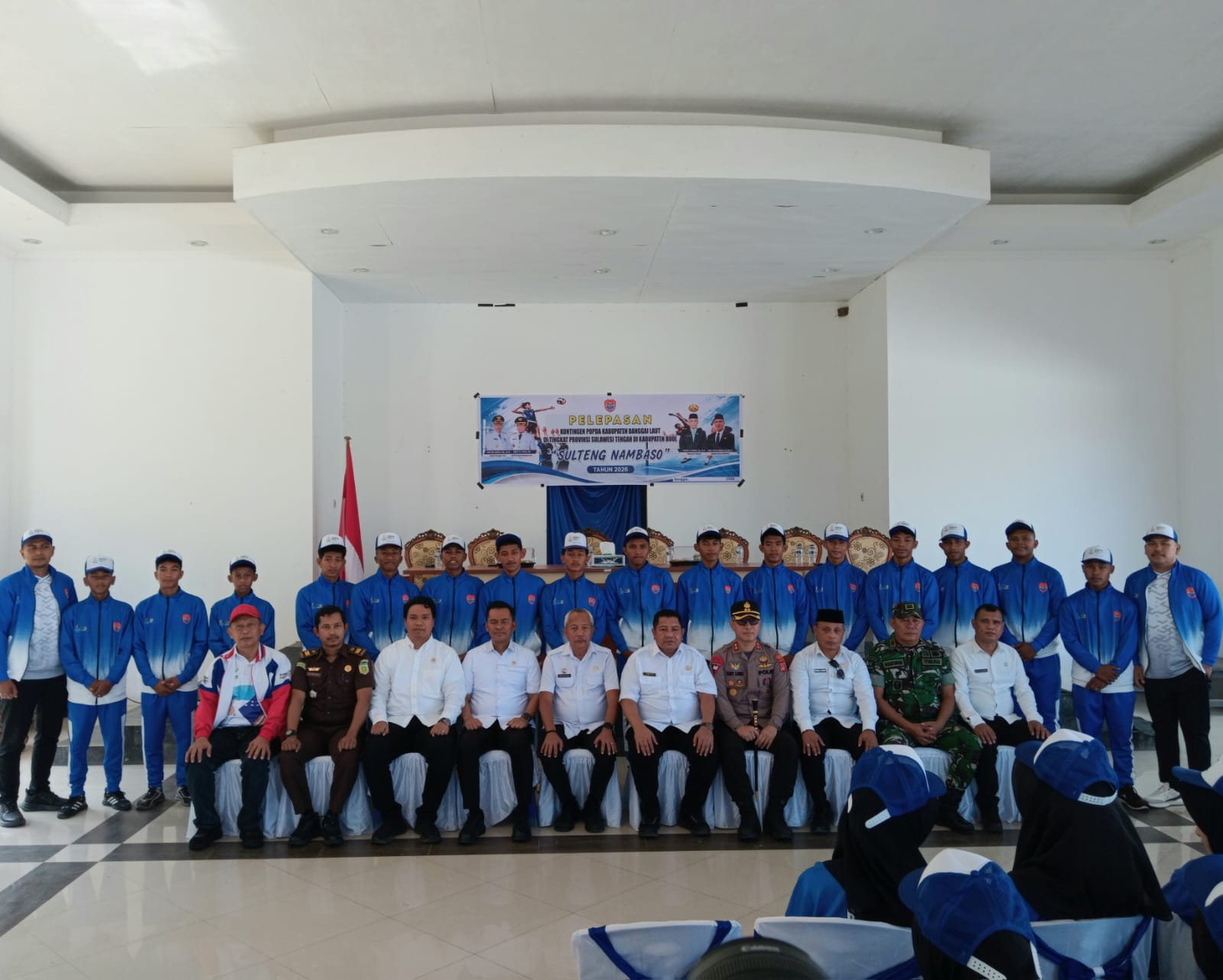 Dilepas Bupati Sofyan Kaepa, Kontingen Banggai Laut Siap Bertanding di POPDA tingkat Provinsi Sulteng di Buol