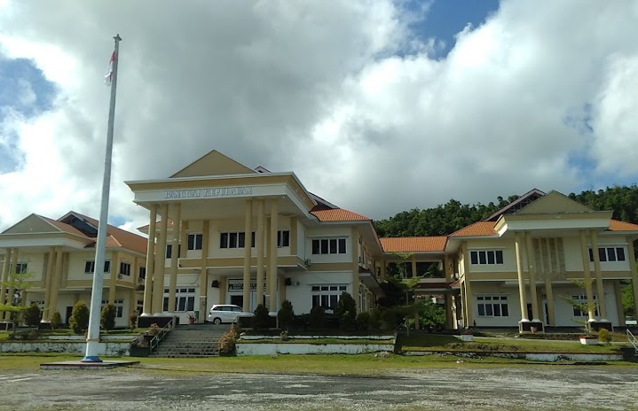 Kantor Bupati Banggai Kepulauan. Foto : Istimewa