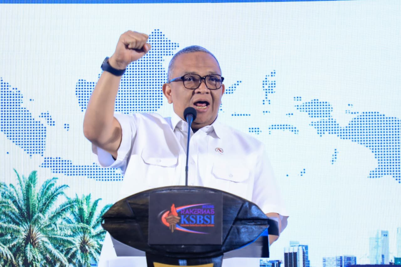 Wakil Menteri Ketenagakerjaan (Wamenaker) Afriansyah Noorsaat membuka Rapat Kerja Nasional (Rakernas) Konfederasi Serikat Buruh Seluruh Indonesia (KSBSI) di Jakarta, Rabu (26/8/2026). (Foto: Dok Kemnaker)