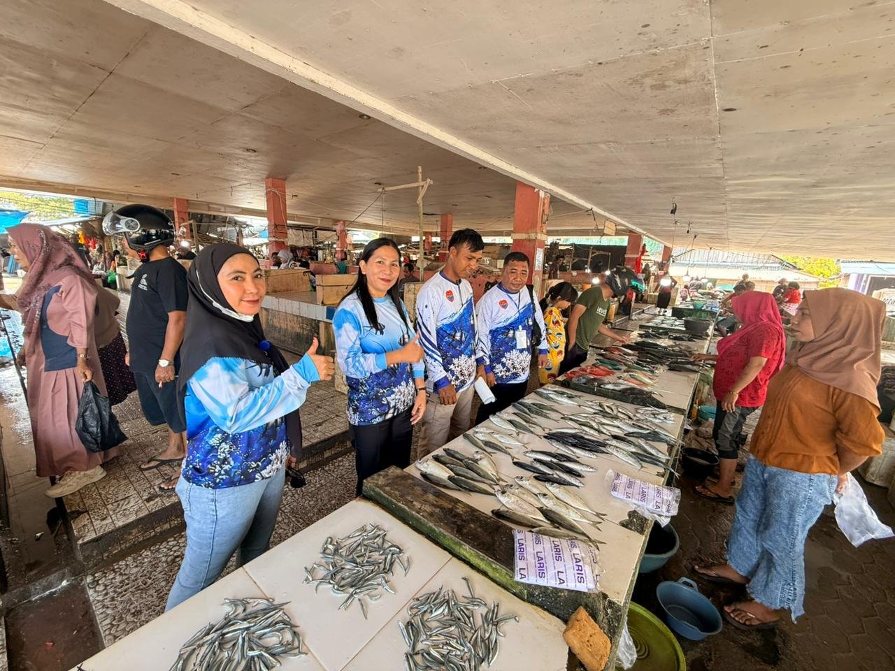 Dinas Perikanan Banggai Laut Perketat Pengawasan Mutu dan Keamanan Ikan di Pasar Ikan